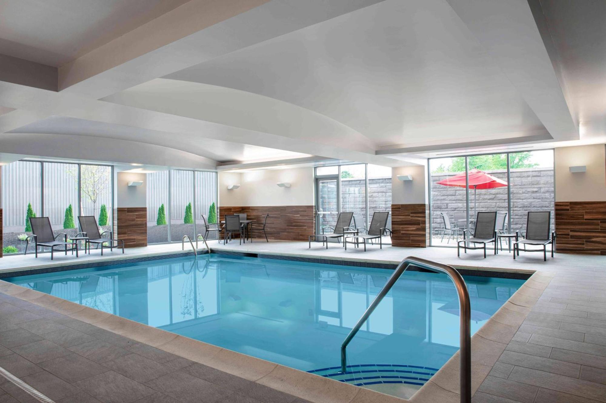 Fairfield By Marriott Inn & Suites 루이스버그 외부 사진